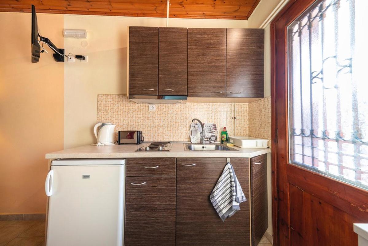 Mimosa Apartments With Pool Paleokastritsa Ngoại thất bức ảnh